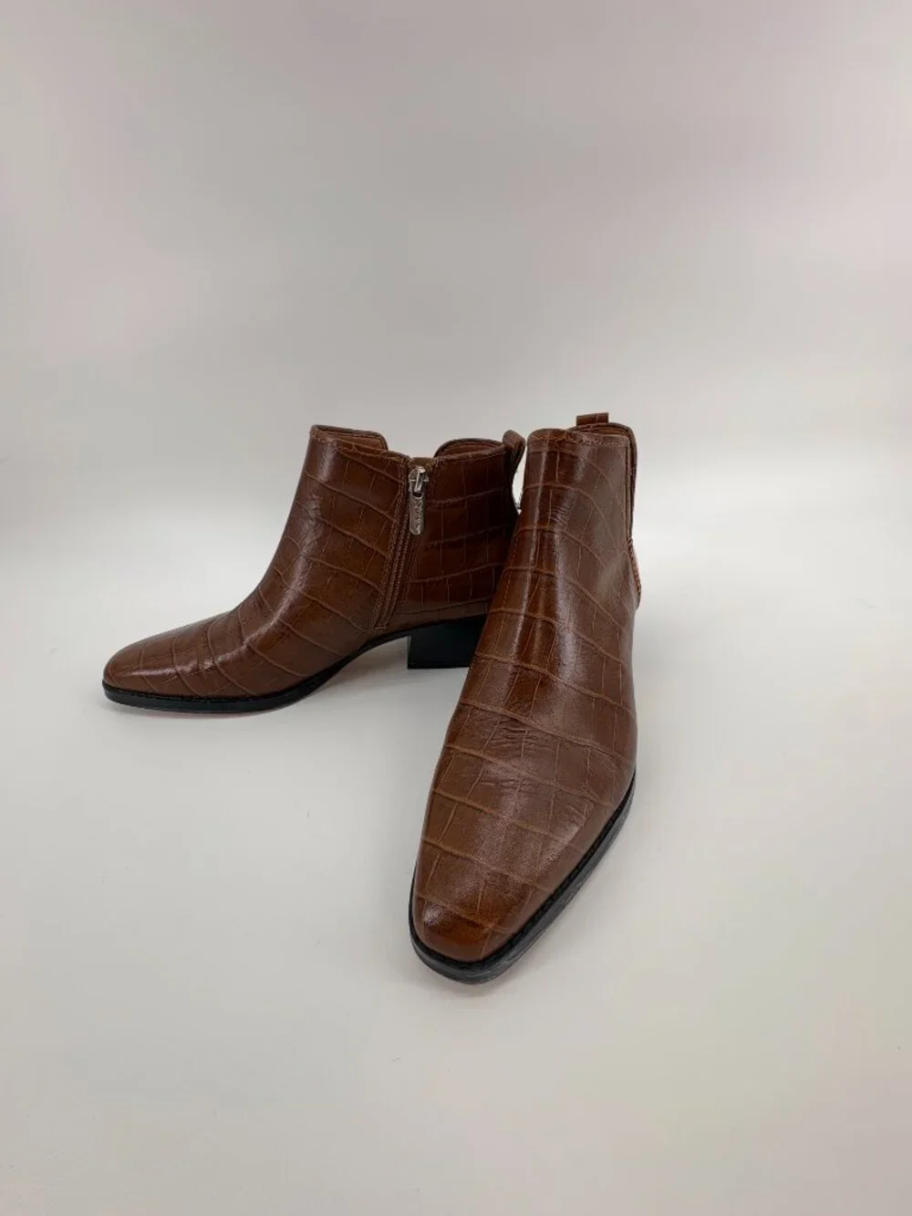 Share SARTO Franco Sarto Women’s Brown Croc Embossed Leather Ankle Boots Size 8